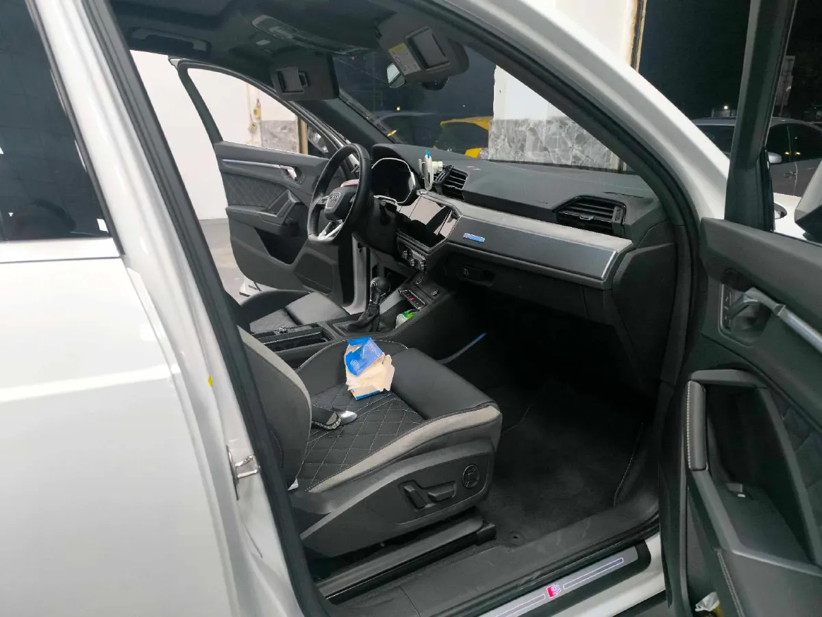 2024 Audi Q2L 1.5T 160HP L4 7DCT,autocango,china used car exporter,china ev exporter,chinese used car exporter,chinese used ev exporter