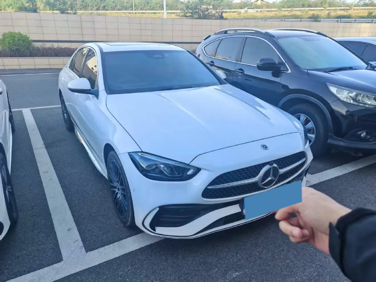 2023 Mercedes-Benz C Class 1.5T 170HP L4 9AT,autocango,china used car exporter,china ev exporter,chinese used car exporter,chinese used ev exporter
