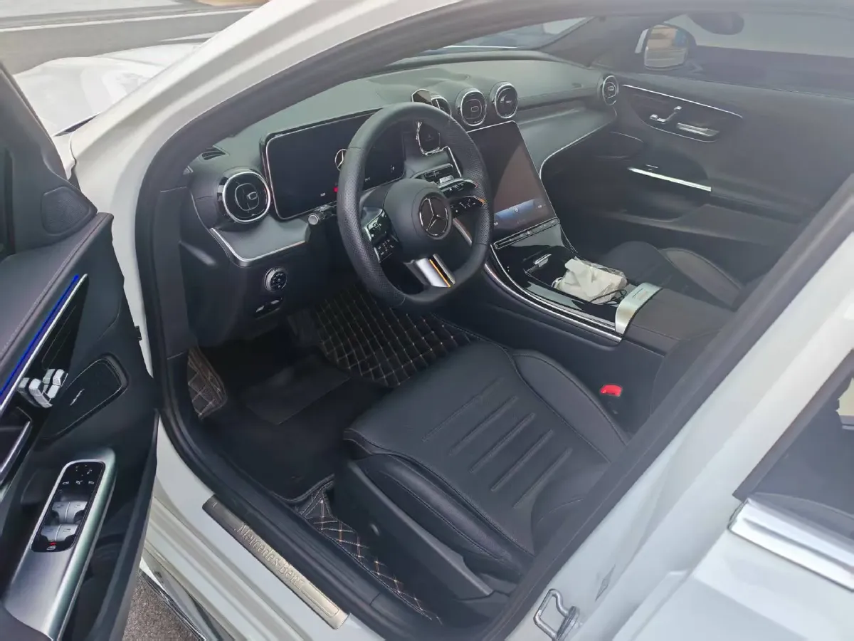 2023 Mercedes-Benz C Class 1.5T 170HP L4 9AT,autocango,china used car exporter,china ev exporter,chinese used car exporter,chinese used ev exporter