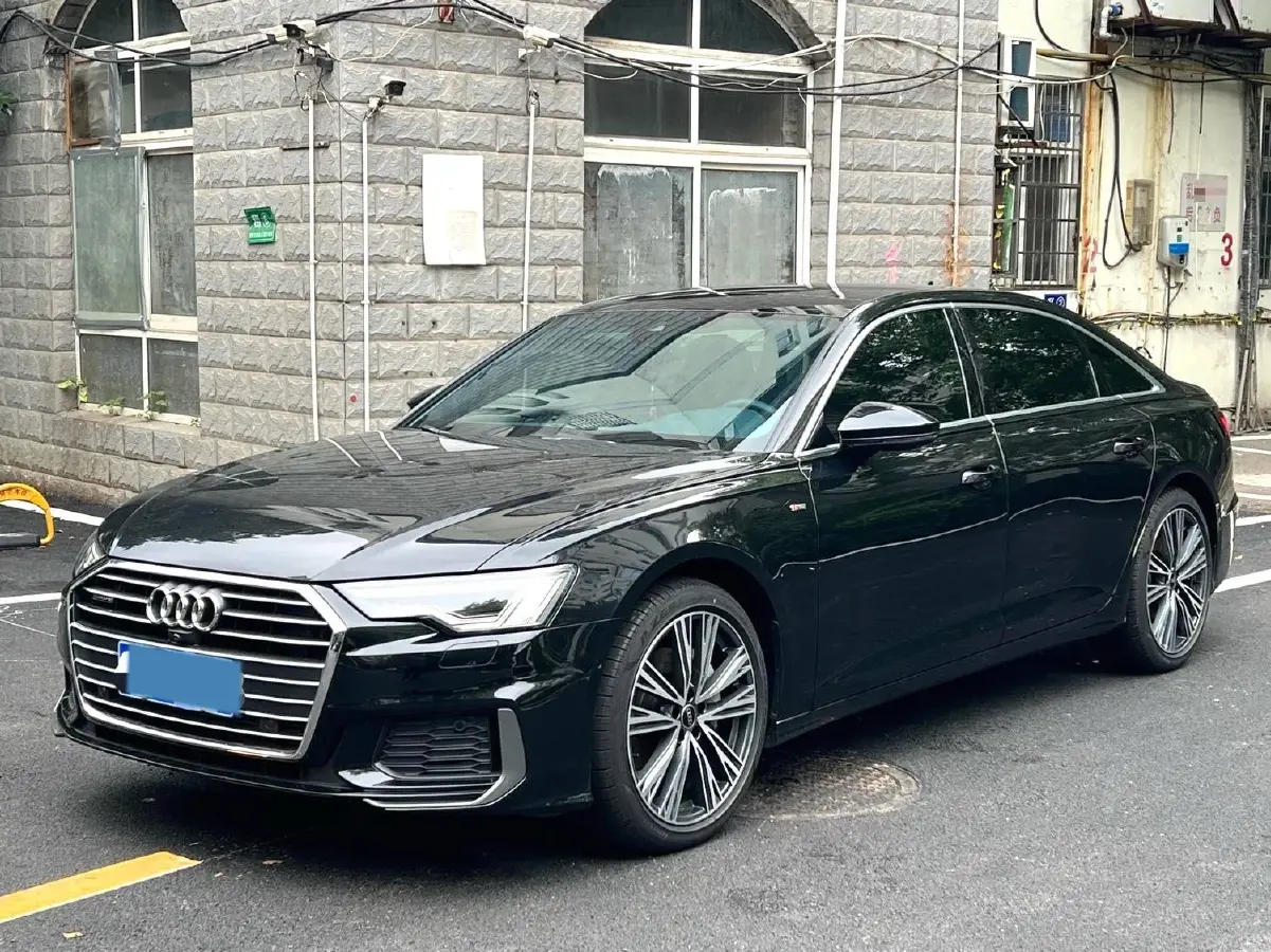 2022 Audi A6L 2.0T 224HP L4 7DCT