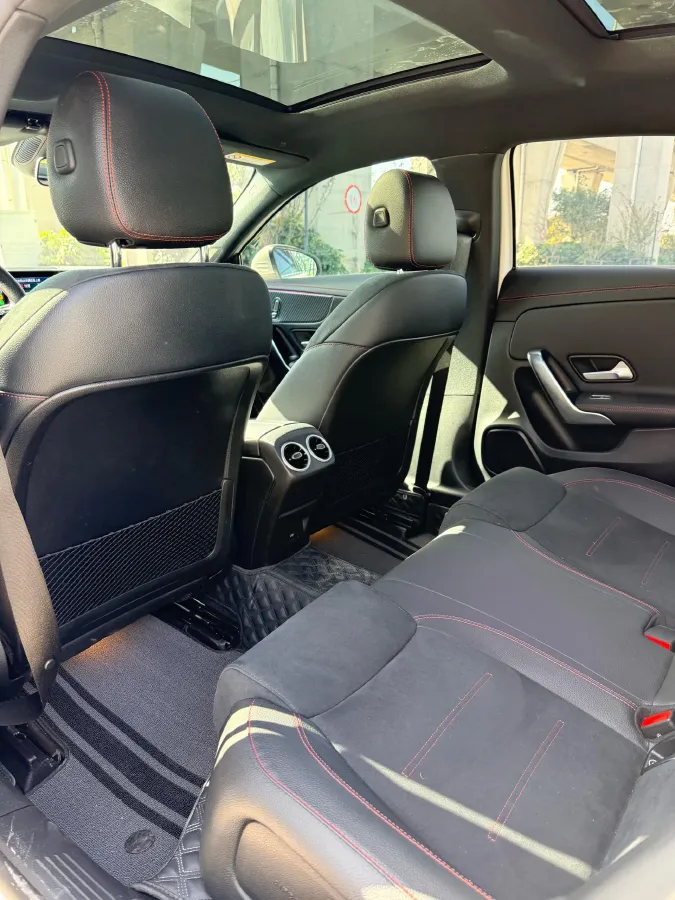 2024 Mercedes-Benz A Class 1.3T 163HP L4 7DCT,autocango,china used car exporter,china ev exporter,chinese used car exporter,chinese used ev exporter