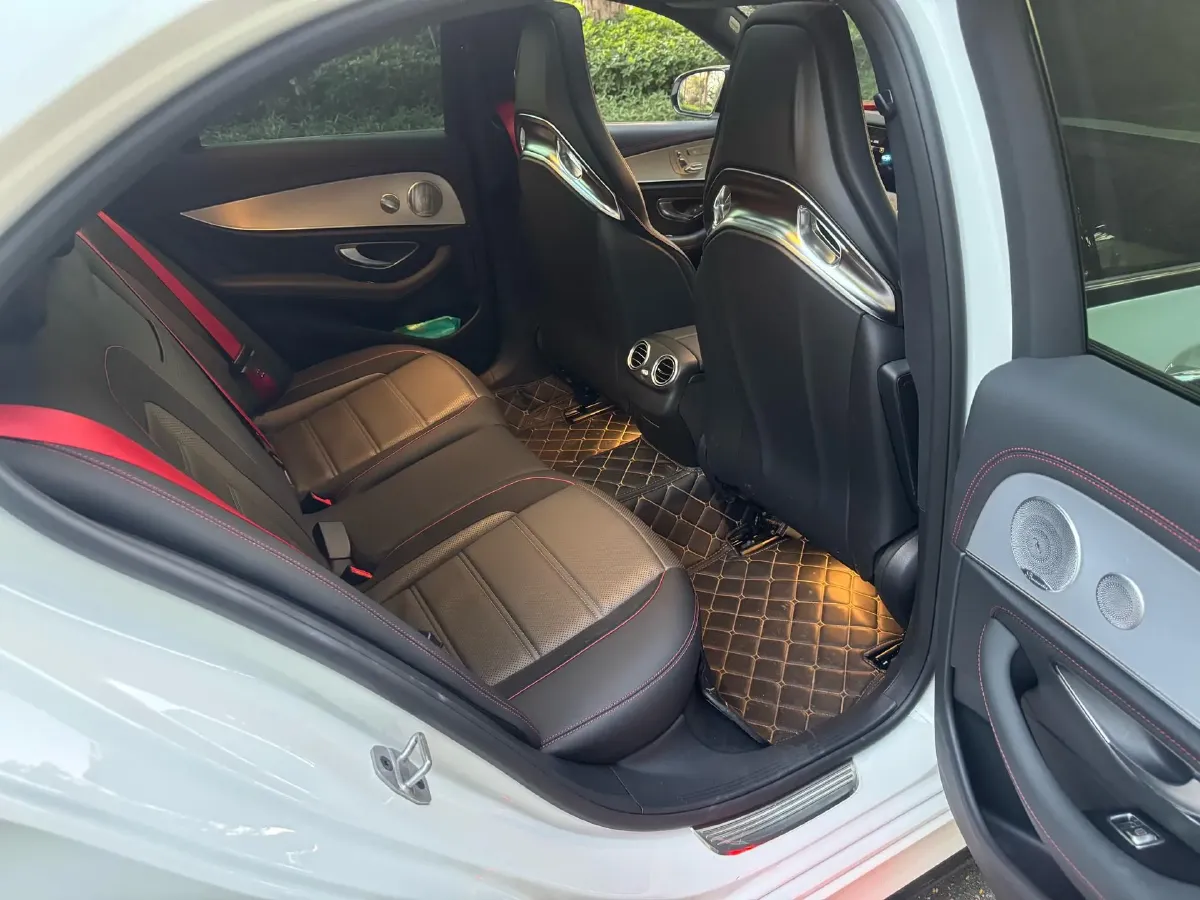 2021 Mercedes-Benz E AMG 3.0T 435HP L6 9AT,autocango,china used car exporter,china ev exporter,chinese used car exporter,chinese used ev exporter