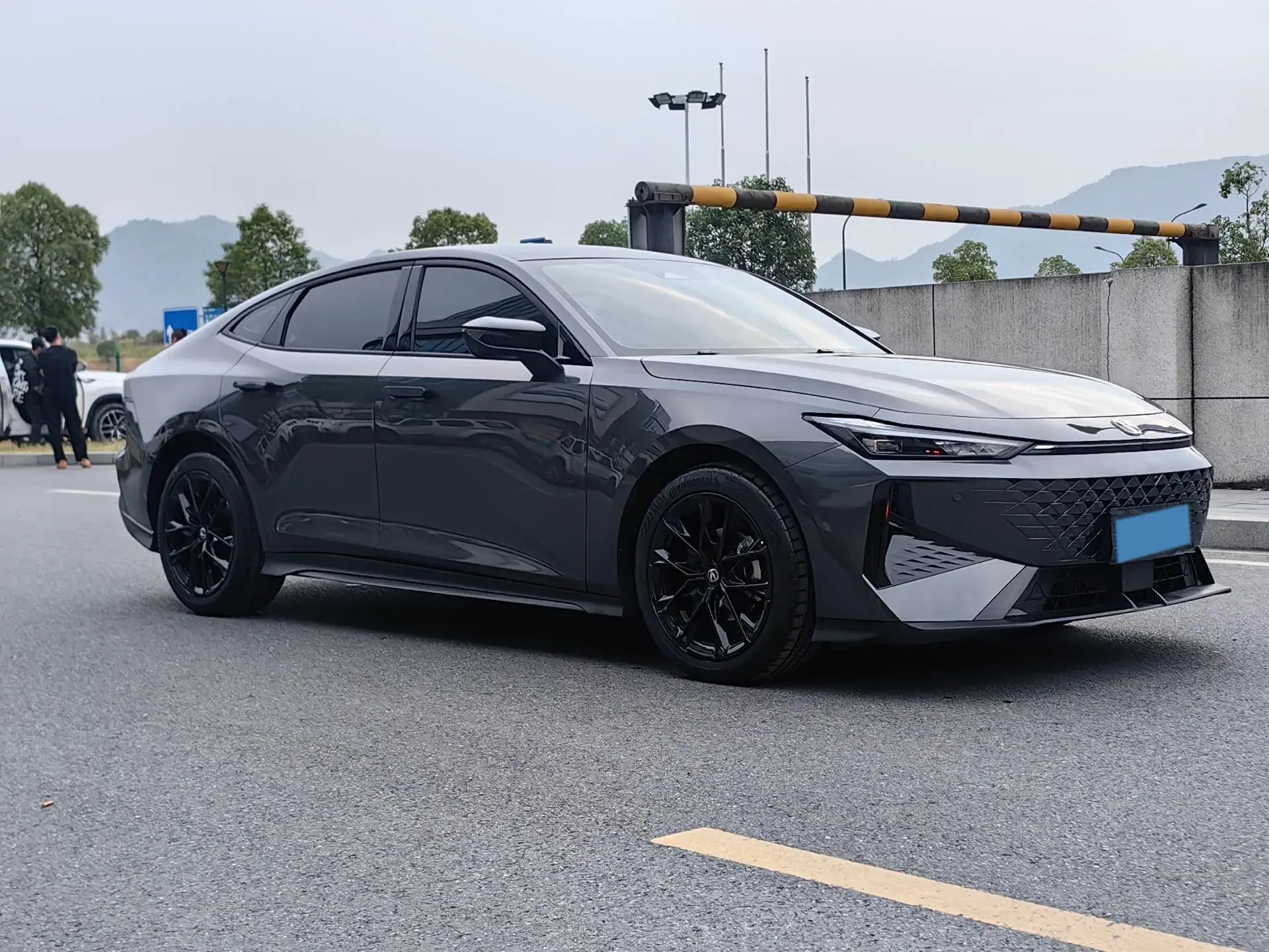 2024 CHANGAN UNI-V thumbnail 3