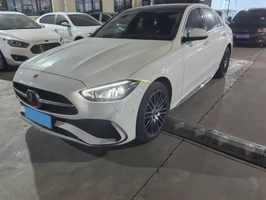 2023 MERCEDES-BENZ C view 1