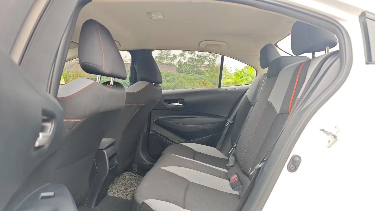 2021 Toyota Corolla 1.2T 116HP L4 CVT,autocango,china used car exporter,china ev exporter,chinese used car exporter,chinese used ev exporter