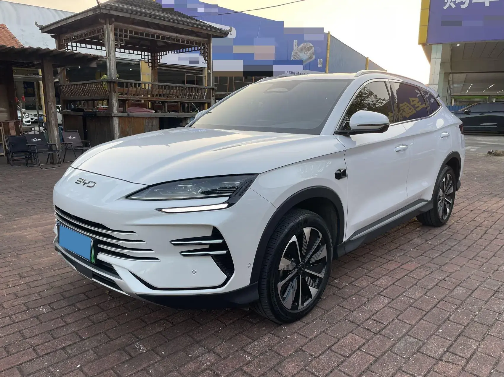 2025 BYD SONG view 1