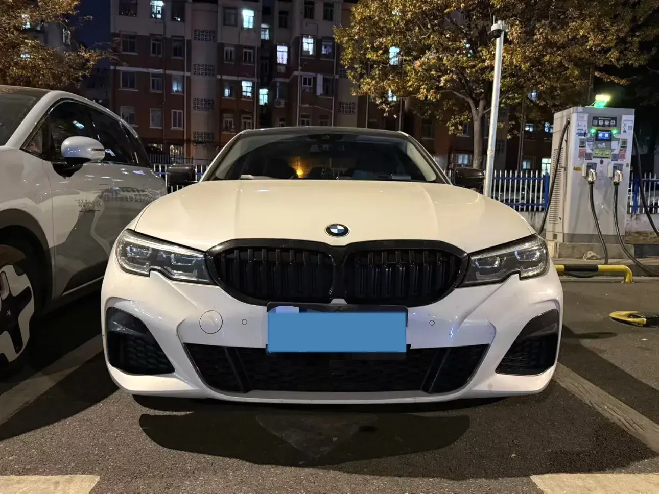 2020 BMW 3 thumbnail 2