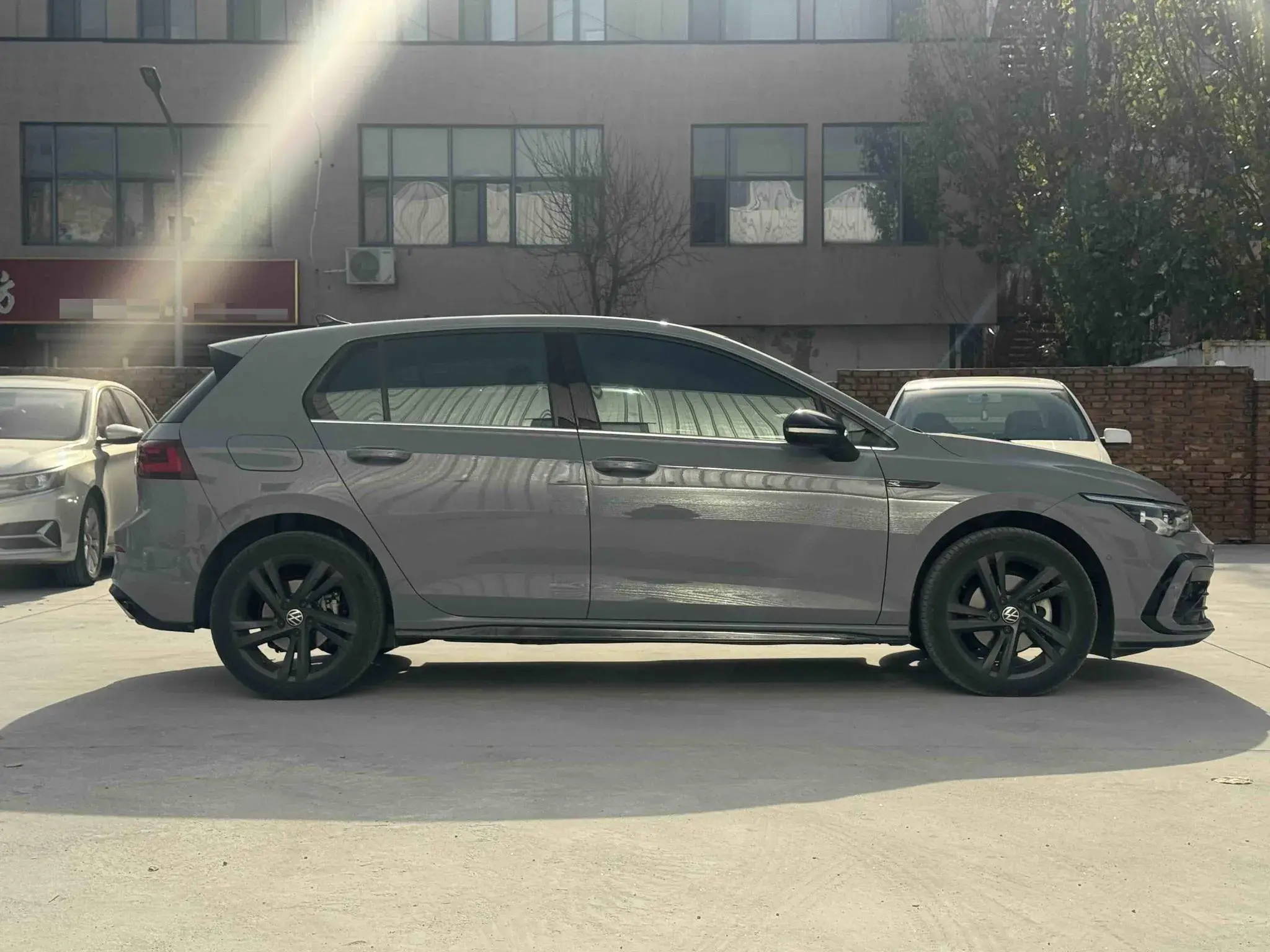 2021 VOLKSWAGEN GOLF thumbnail 3