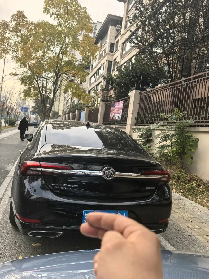 2020 Buick Larcosse 2.0T 237HP L4 9AT,autocango,china used car exporter,china ev exporter,chinese used car exporter,chinese used ev exporter
