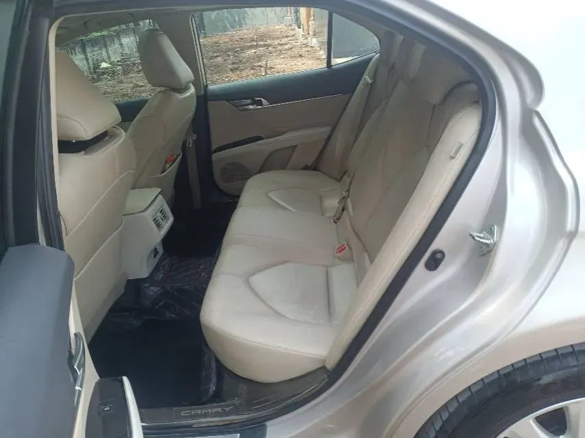 2019 Toyota Camry 2.0L 178HP L4 CVT,autocango,china used car exporter,china ev exporter,chinese used car exporter,chinese used ev exporter