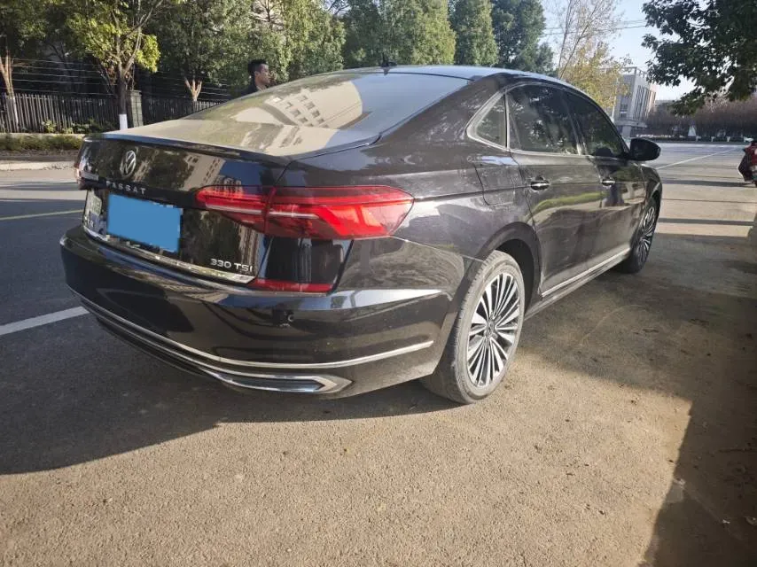 2020 Volkswagen Passat 2.0T 186HP L4 7DCT,autocango,china used car exporter,china ev exporter,chinese used car exporter,chinese used ev exporter