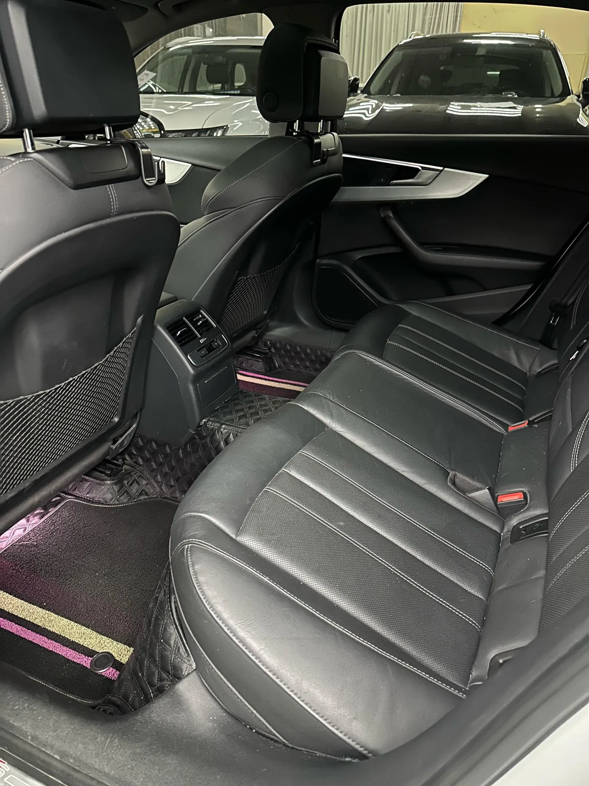 2020 AUDI A4L thumbnail 3