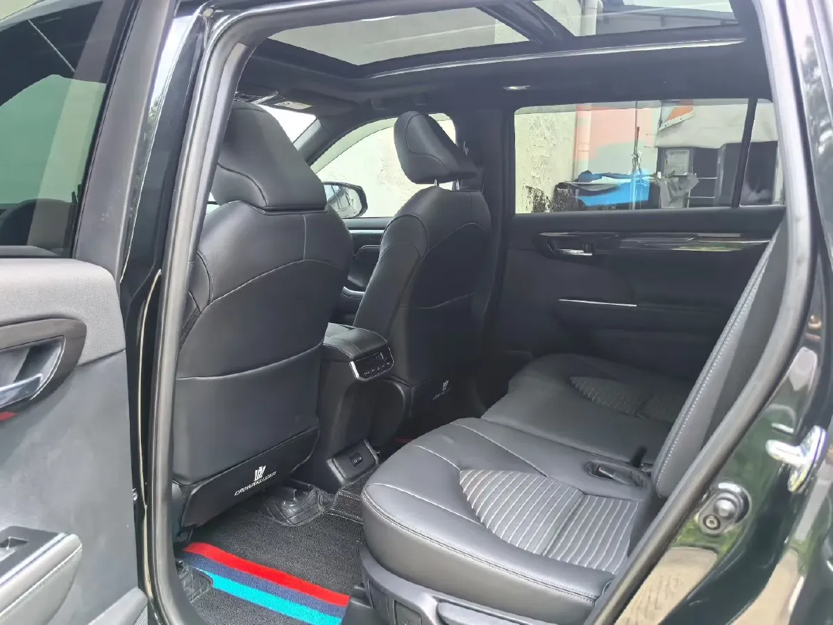 2022 Toyota Crown Kluger 2.5L 192HP L4 E-CVT Hybrid,autocango,china used car exporter,china ev exporter,chinese used car exporter,chinese used ev exporter