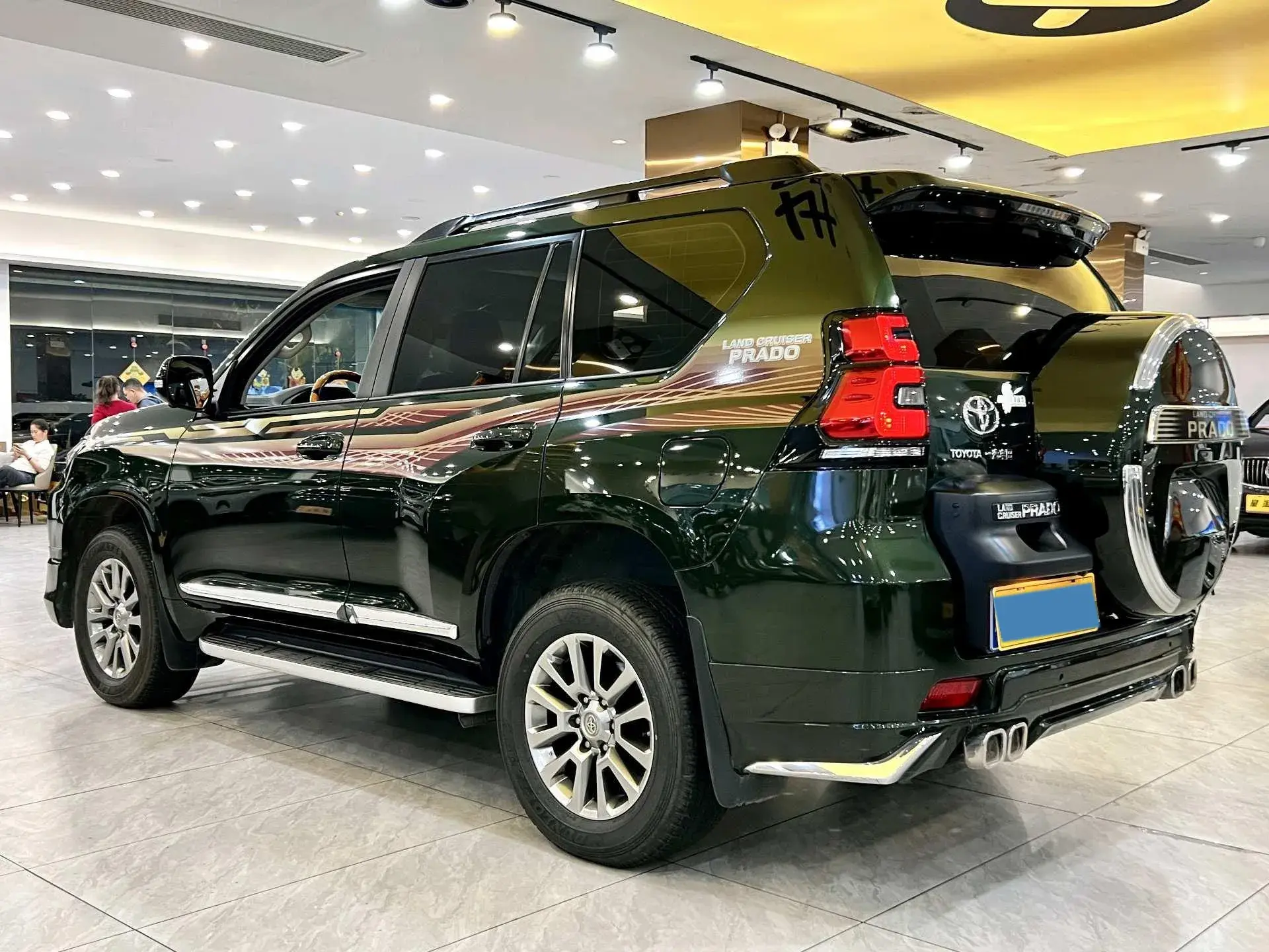 2019 TOYOTA LAND thumbnail 4