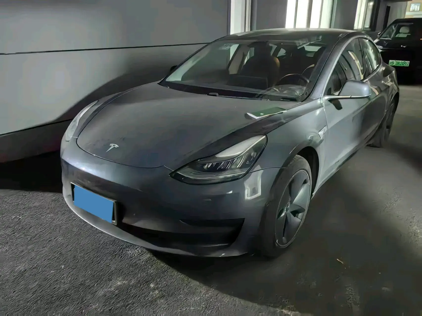 2019 TESLA MODEL view 1