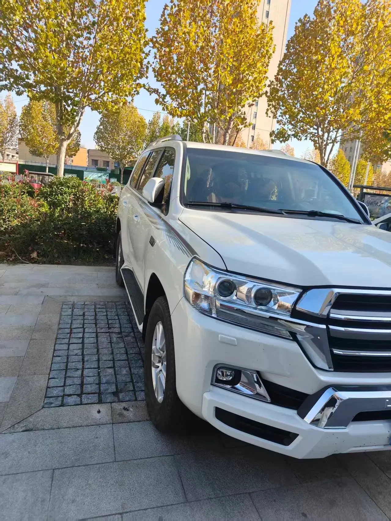 2019 CHEVROLET TRAX thumbnail 2