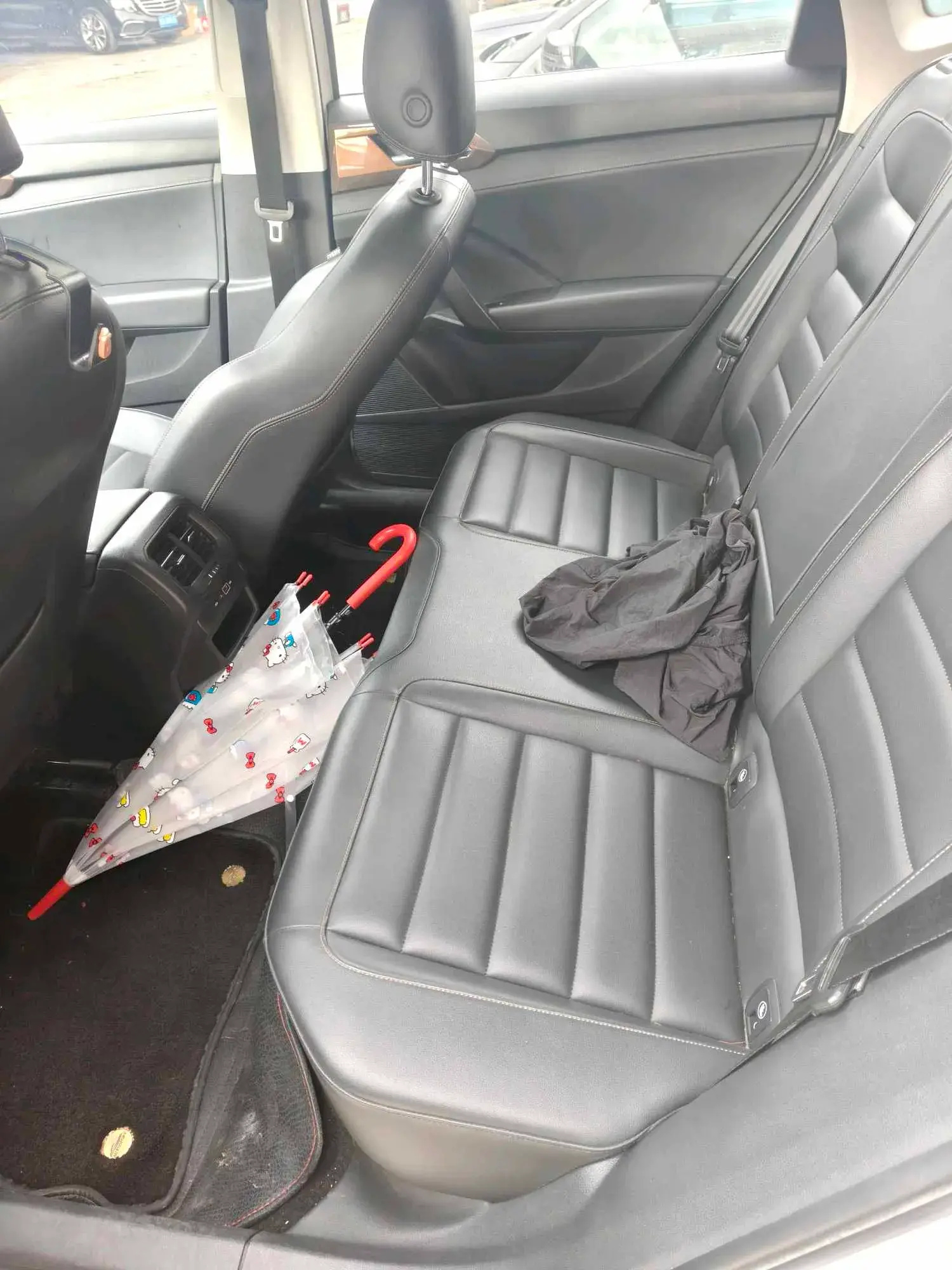 2021 VOLKSWAGEN THARU thumbnail 3