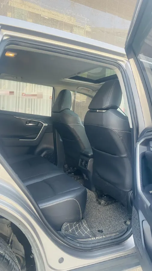 2021 Toyota RAV4 2.0L 171HP L4 CVT,autocango,china used car exporter,china ev exporter,chinese used car exporter,chinese used ev exporter