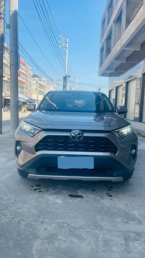 2021 Toyota RAV4 2.0L 171HP L4 CVT,autocango,china used car exporter,china ev exporter,chinese used car exporter,chinese used ev exporter