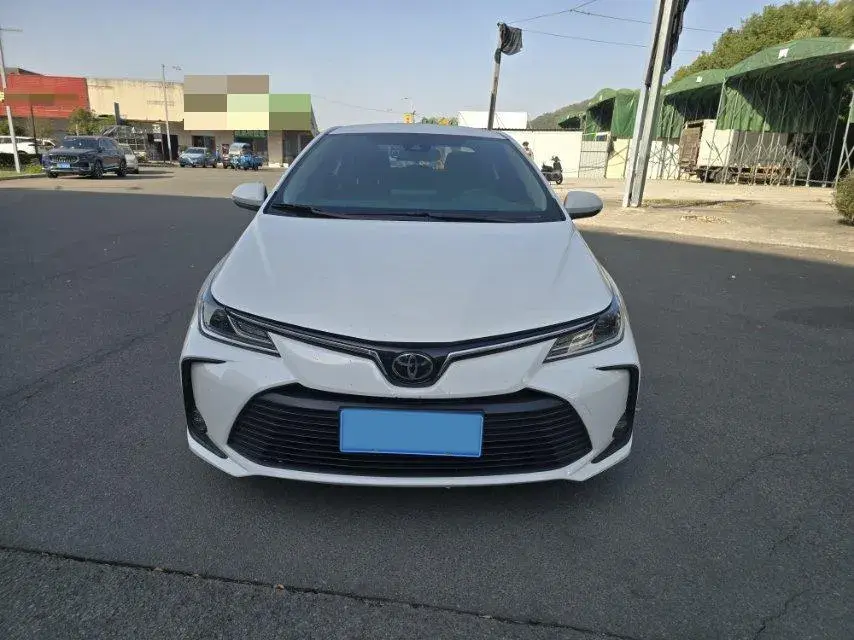 2021 TOYOTA COROLLA thumbnail 2