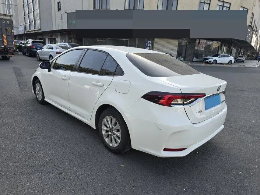 2021 TOYOTA COROLLA thumbnail 4