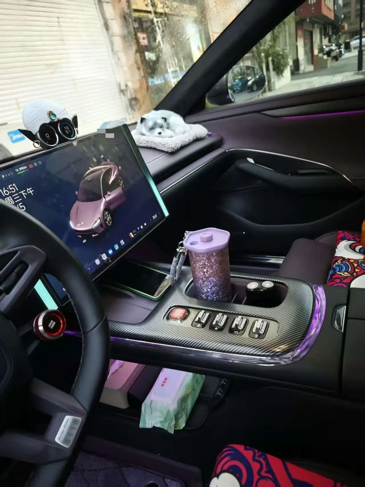 2024 MI SU7 thumbnail 4