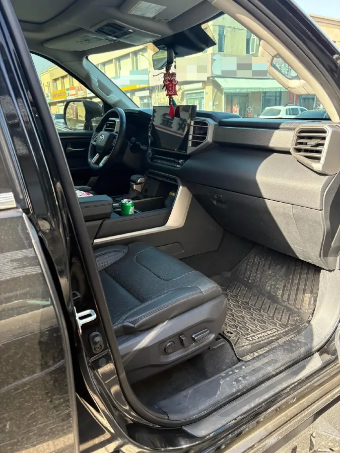 2022 Tank 300 2.0T 227HP L4 8AT,autocango,china used car exporter,china ev exporter,chinese used car exporter,chinese used ev exporter