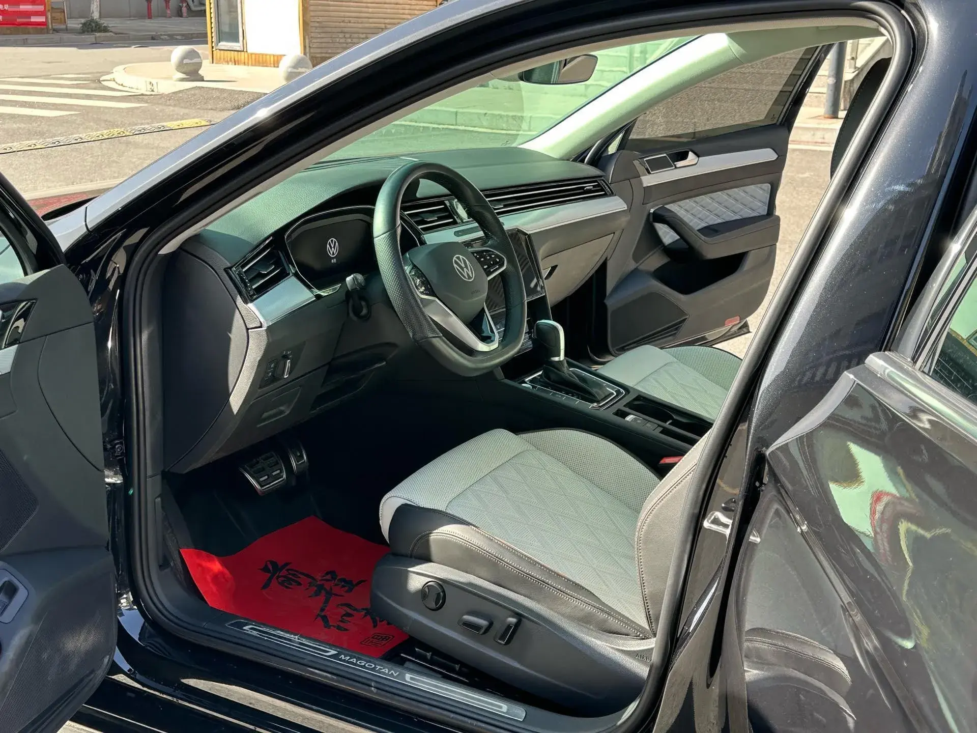 2024 VOLKSWAGEN MAGOTAN thumbnail 4