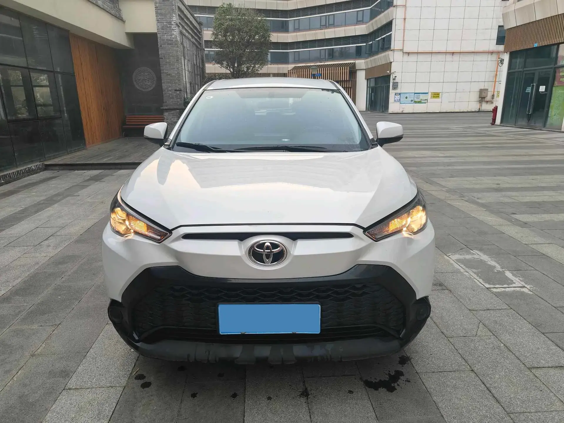 2023 TOYOTA FRONTLANDER thumbnail 2