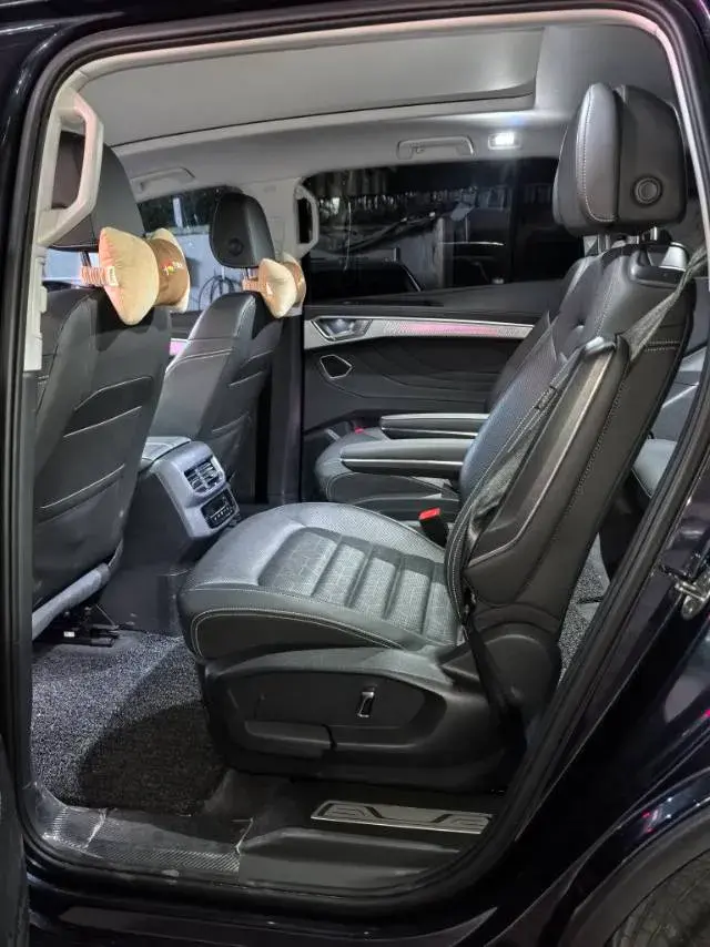 2021 VOLKSWAGEN TALAGON thumbnail 3