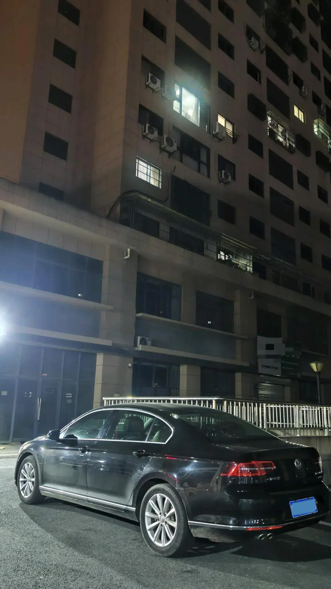 2018 VOLKSWAGEN MAGOTAN thumbnail 4