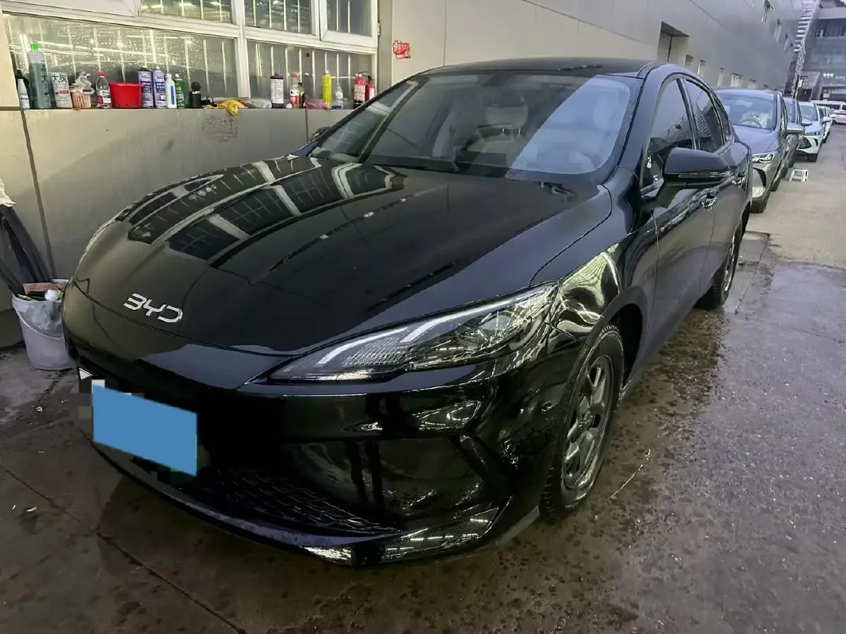 2025 BYD Seal05 DM-i 1.5L 101HP L4 E-CVT PHEV 7.68KWH