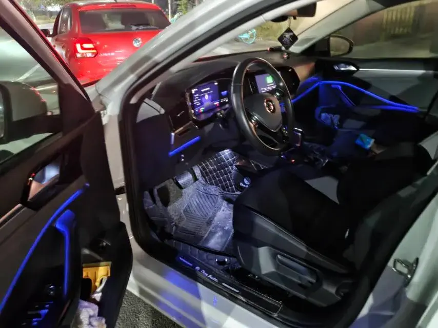 2021 VOLKSWAGEN SAGITAR thumbnail 3