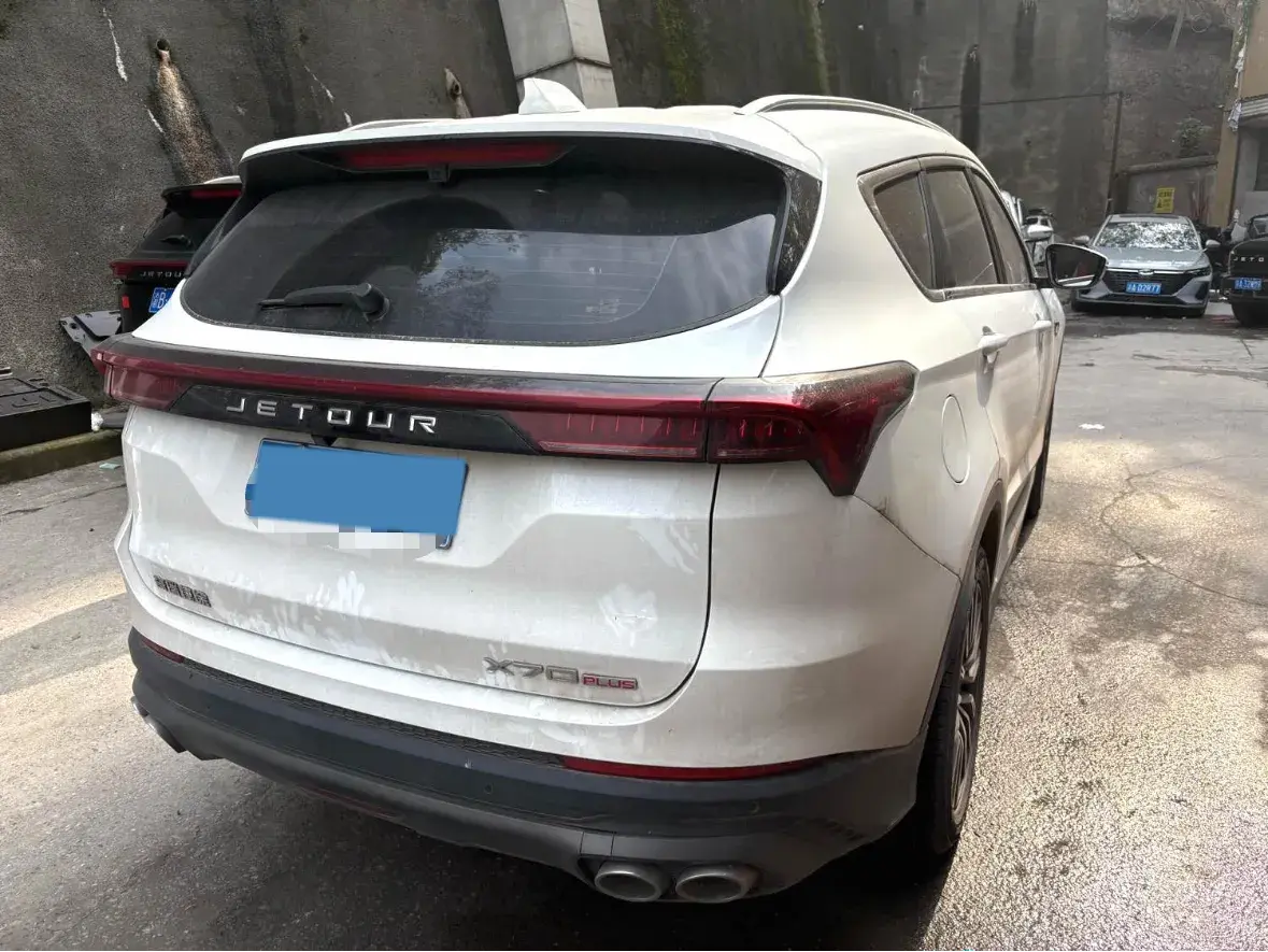 2023 JETOUR X70 thumbnail 3