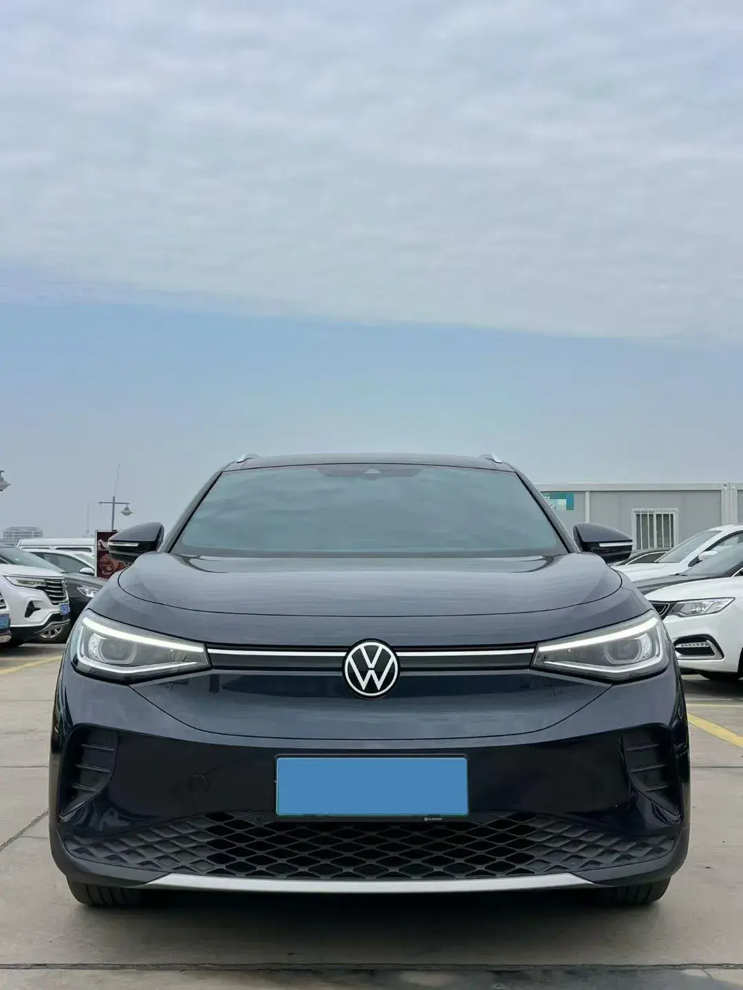 2024 VOLKSWAGEN ID.4 thumbnail 3