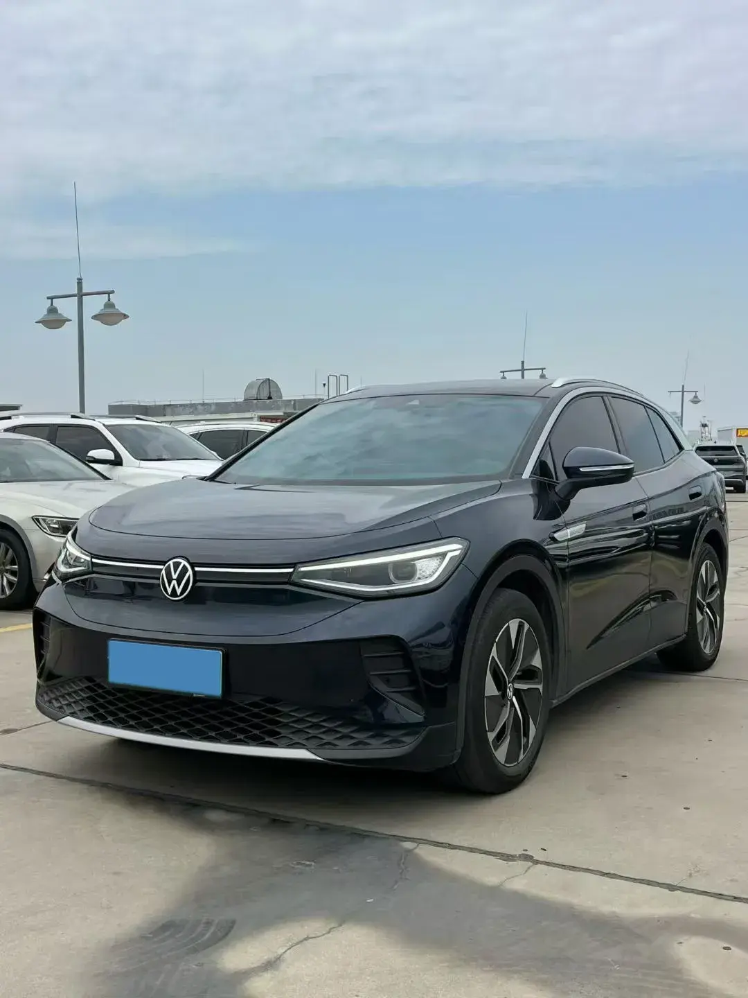 2024 VOLKSWAGEN ID.4 view 1