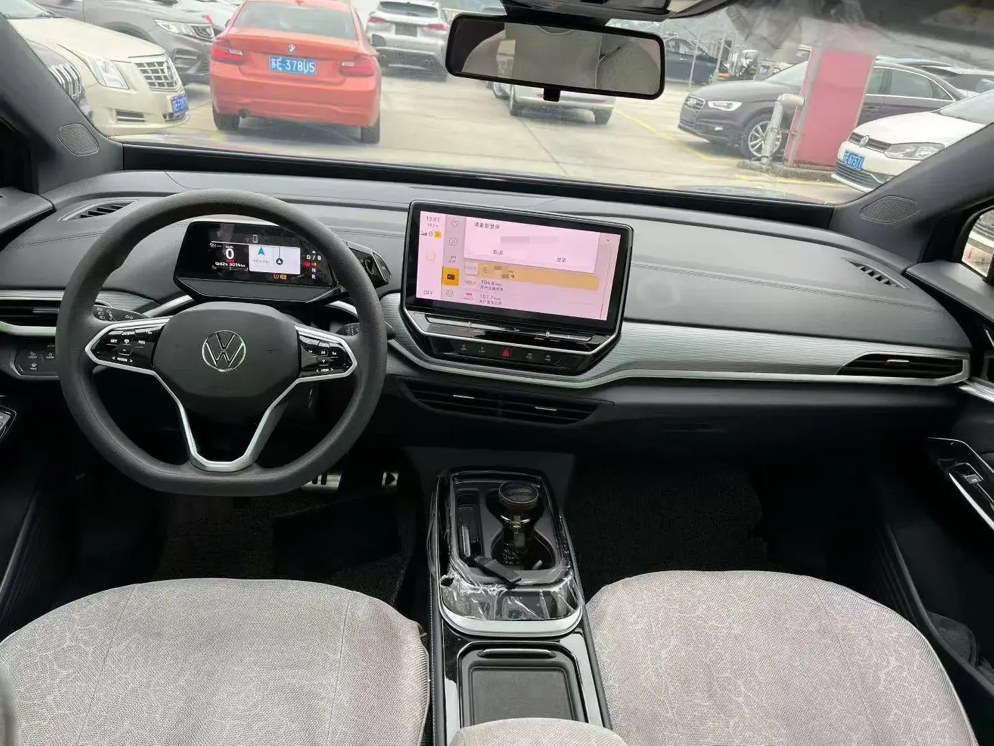 2024 VOLKSWAGEN ID.4 thumbnail 4