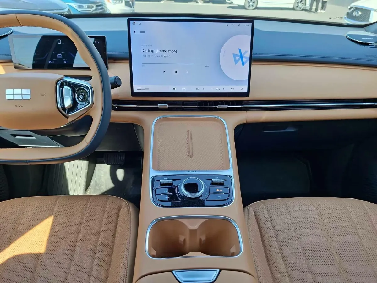 2025 Geely Galaxy Starship 7 1.5L 112HP L4 1DHT PHEV 19.09KWH,autocango,china used car exporter,china ev exporter,chinese used car exporter,chinese used ev exporter