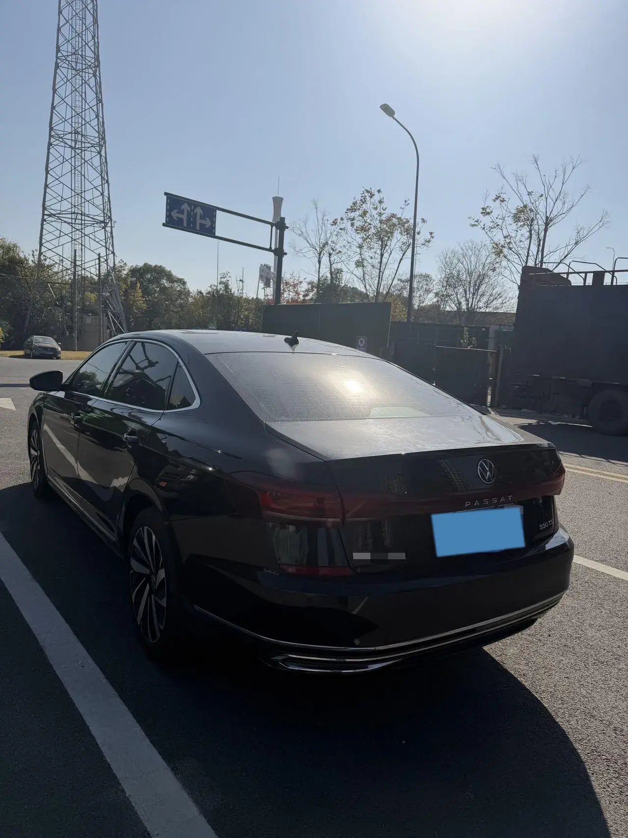 2022 VOLKSWAGEN PASSAT thumbnail 4