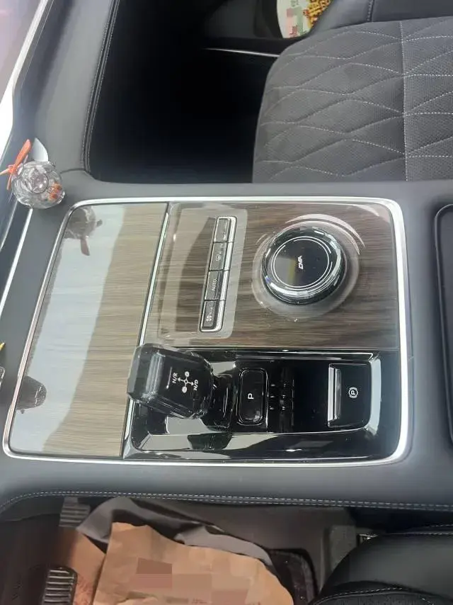 2025 GEELY MONJARO thumbnail 2