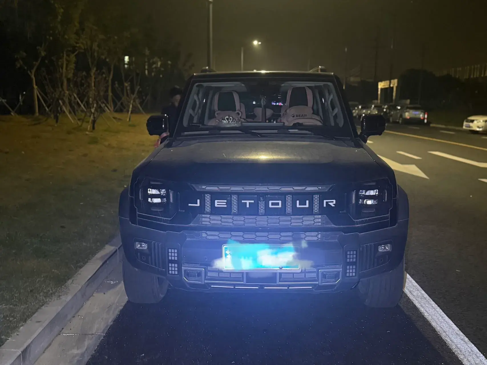 2023 JETOUR TRAVELLER thumbnail 2