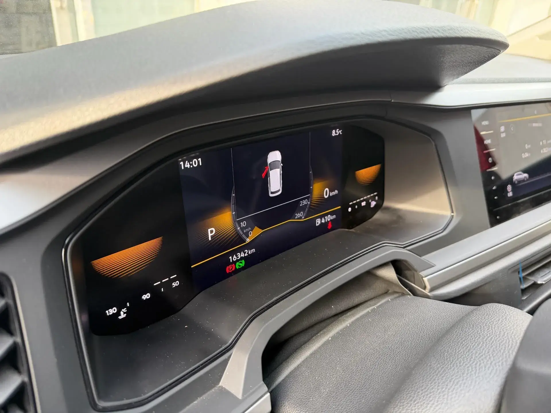 2023 VOLKSWAGEN POLO thumbnail 4