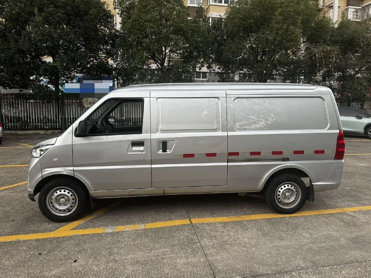 2022 WuLing EV50 BEV 35.904KWH,autocango,china used car exporter,china ev exporter,chinese used car exporter,chinese used ev exporter