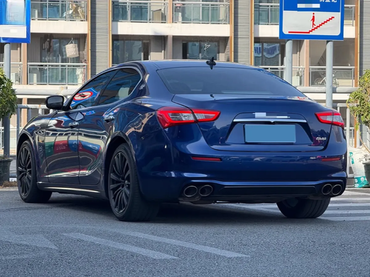 2020 Maserati Ghibli 3.0T 350HP V6 8AT,autocango,china used car exporter,china ev exporter,chinese used car exporter,chinese used ev exporter