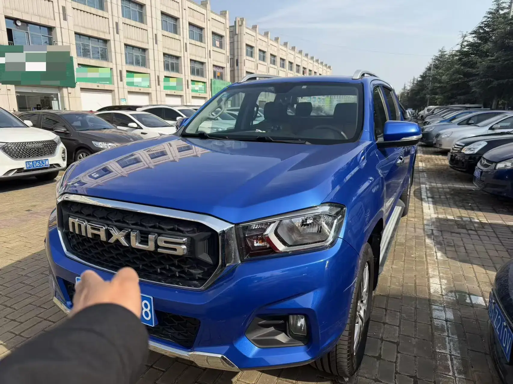 2020 MAXUS T70 view 1