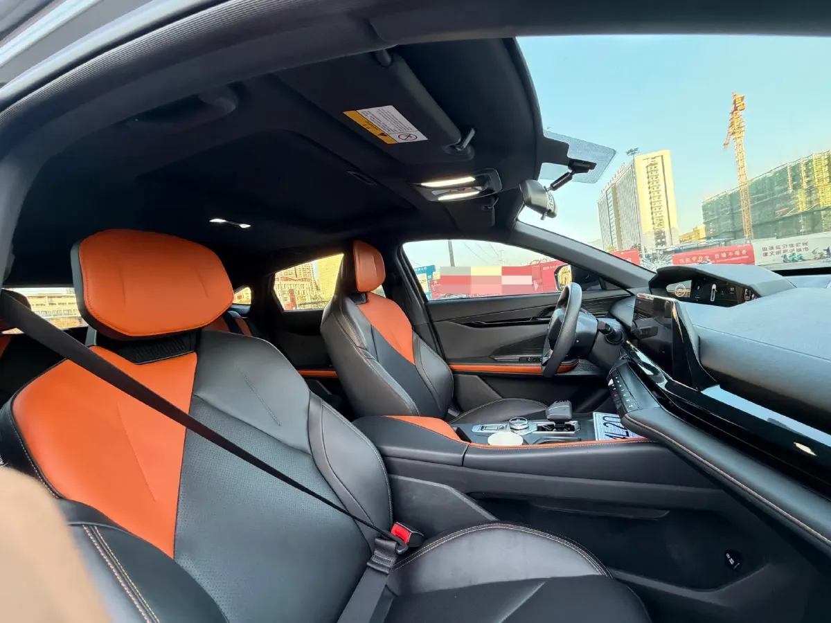 2023 ChangAn UNI-V 1.5T 188HP L4 7DCT,autocango,china used car exporter,china ev exporter,chinese used car exporter,chinese used ev exporter