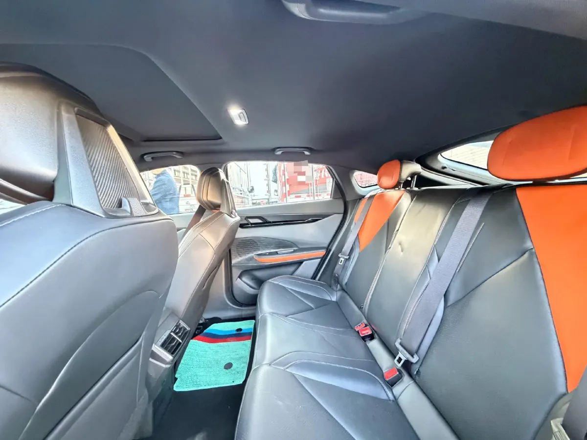 2023 ChangAn UNI-V 1.5T 188HP L4 7DCT,autocango,china used car exporter,china ev exporter,chinese used car exporter,chinese used ev exporter