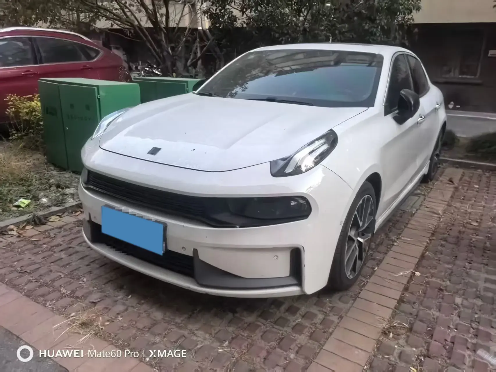 2025 LYNK&CO 03 view 1