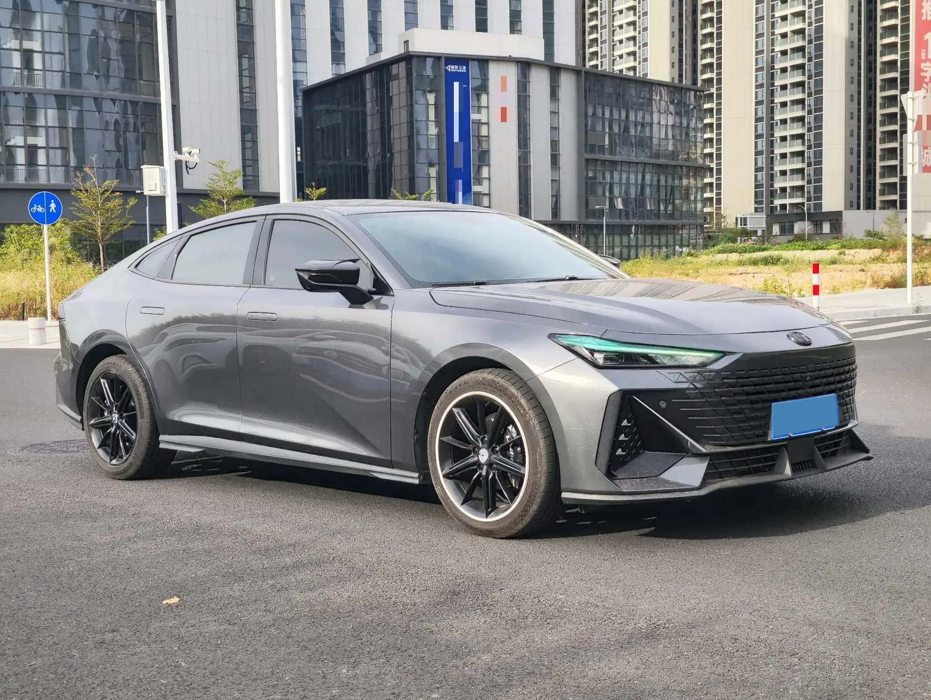 2023 CHANGAN UNI-V thumbnail 4