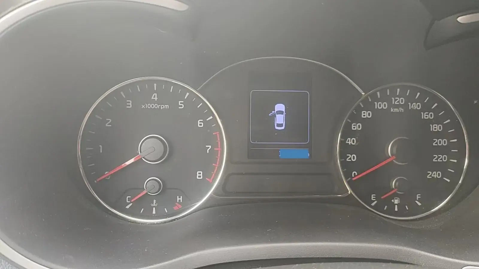 2016 KIA K3 thumbnail 3